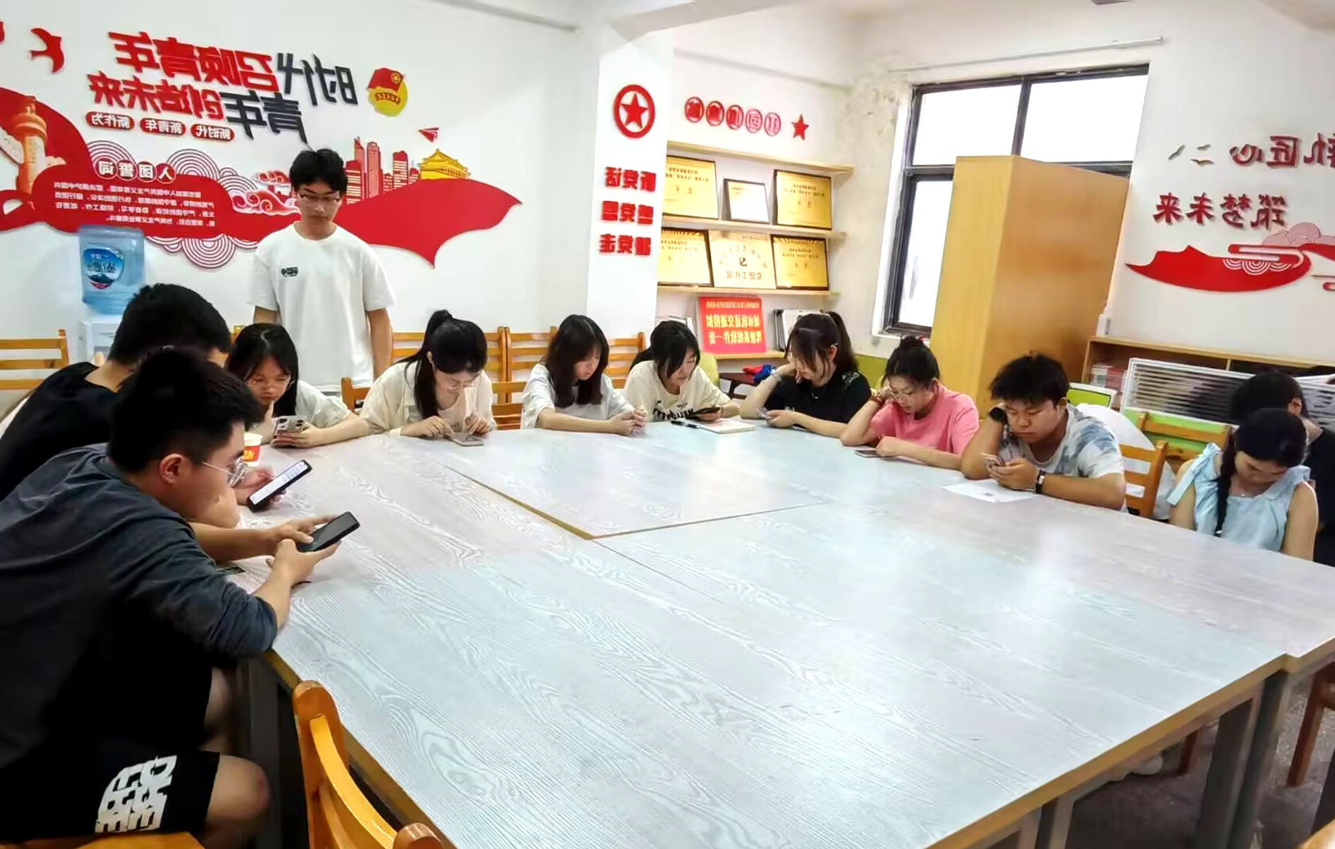 活动图片.jpg
