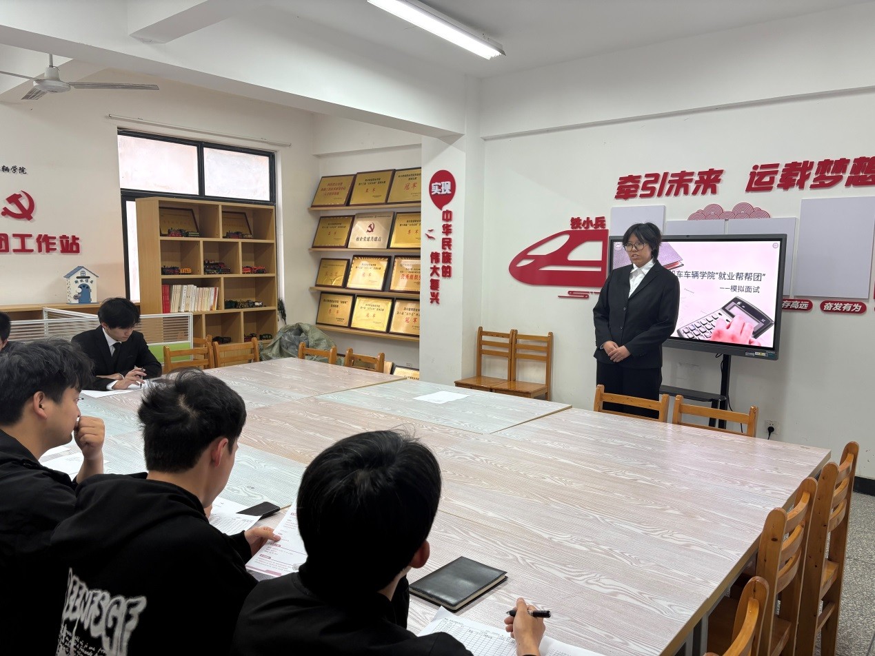 活动照片2.jpg